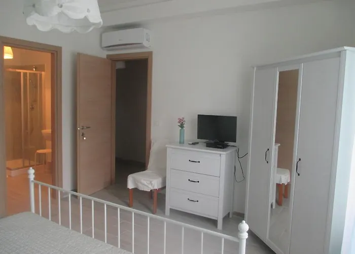 Il Ponte Di Legno Nocleg ze śniadaniem *