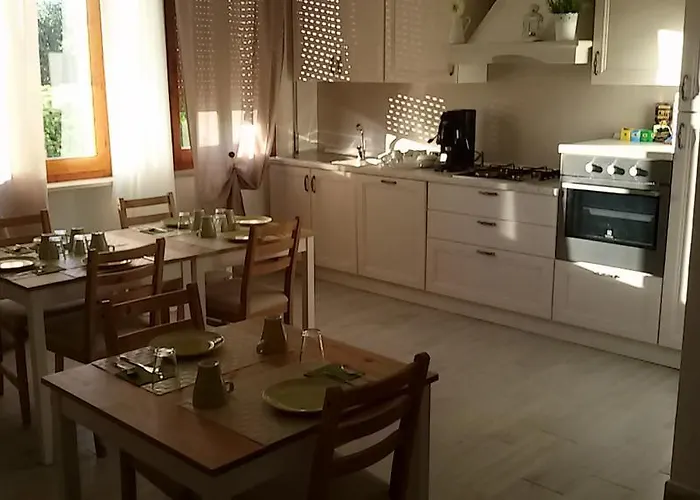 Il Ponte Di Legno Nocleg ze śniadaniem Fermo